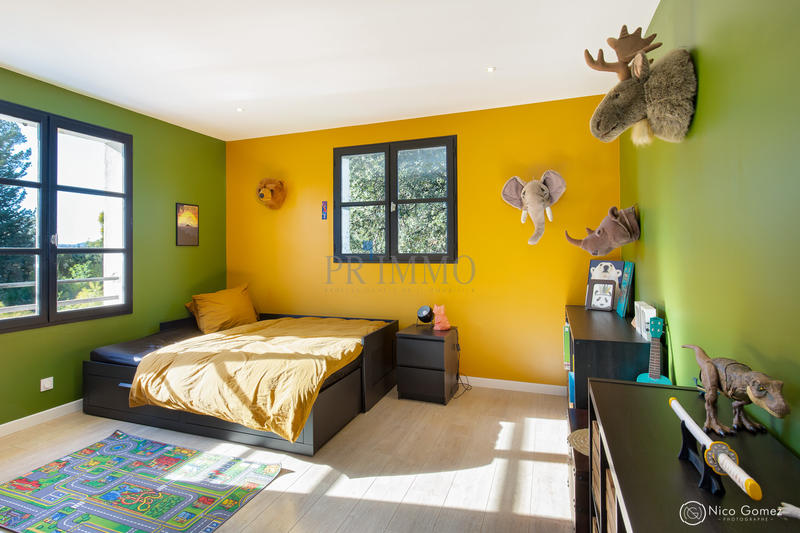 Villa - 273 m² - 8 pièces