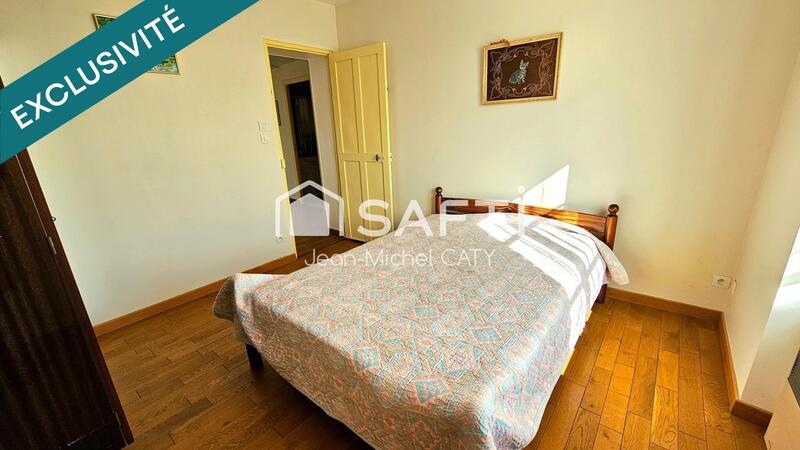 Maison - 140 m² - 5 pièces