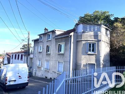 Maison - 150 m² - 9 pièces