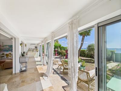 Appartement - 160 m² - 4 pièces