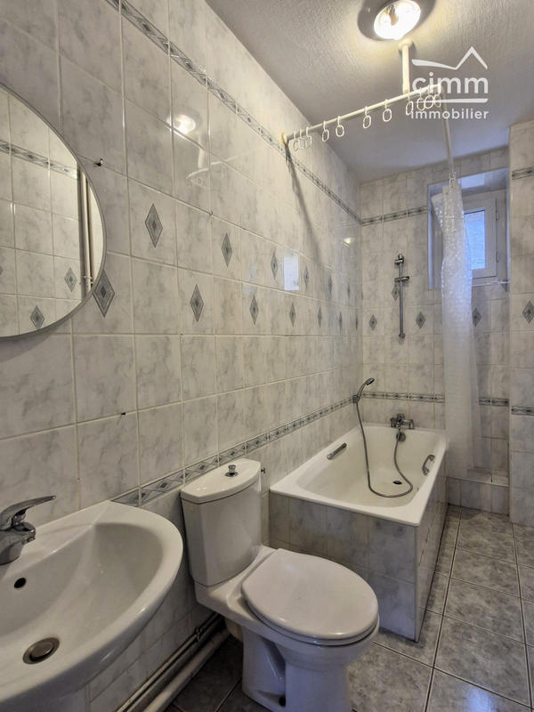 Appartement - 76 m² - 3 pièces