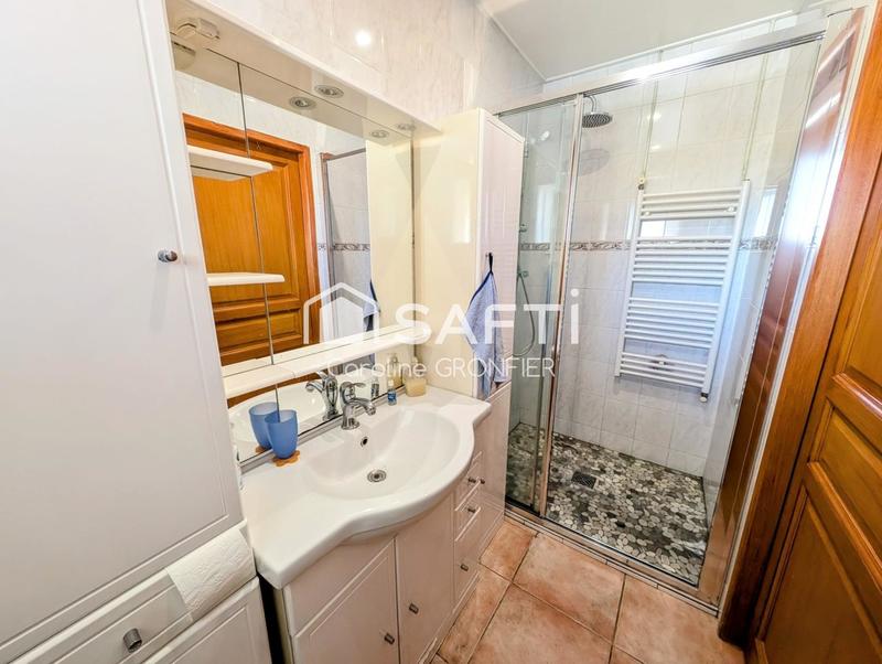 Maison - 174 m² - 7 pièces