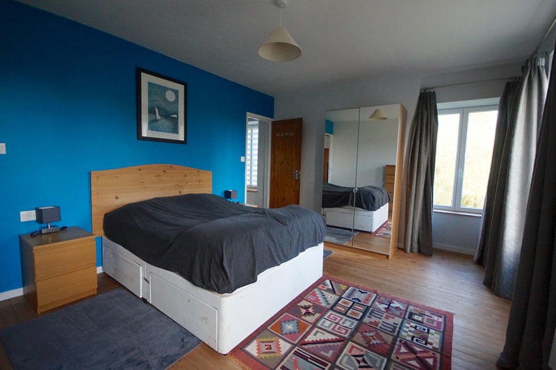 Maison - 200 m² - 8 pièces