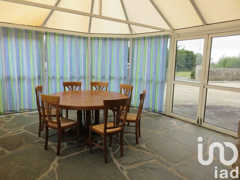 Maison - 465 m² - 17 pièces