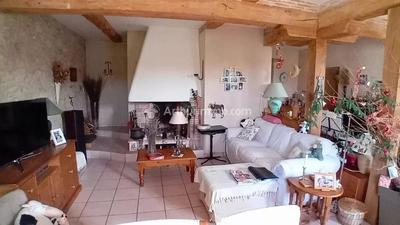 Maison - 380 m² - 10 pièces