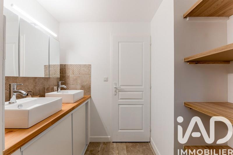 Maison - 282 m² - 8 pièces