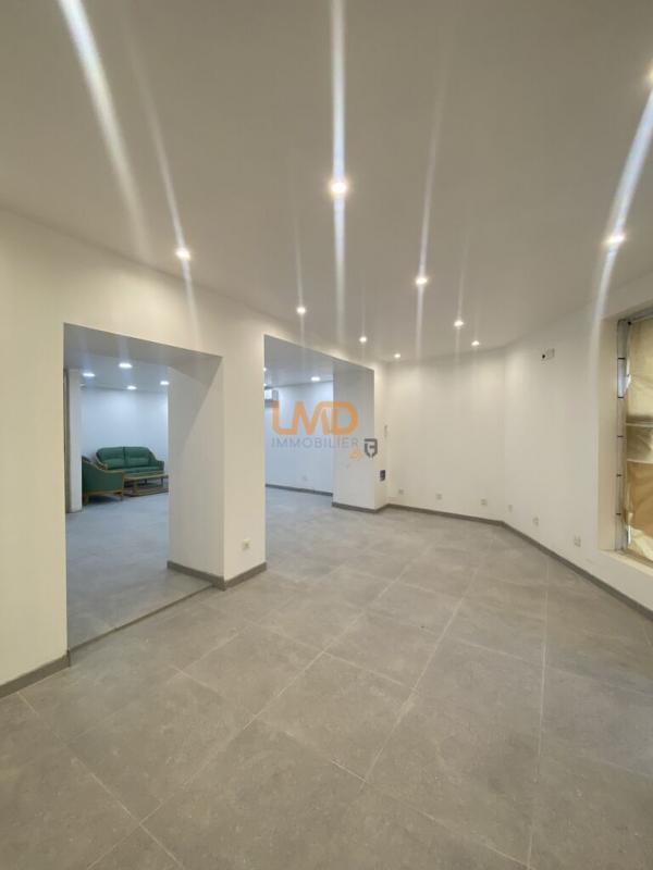 Local commercial - 3 pièces