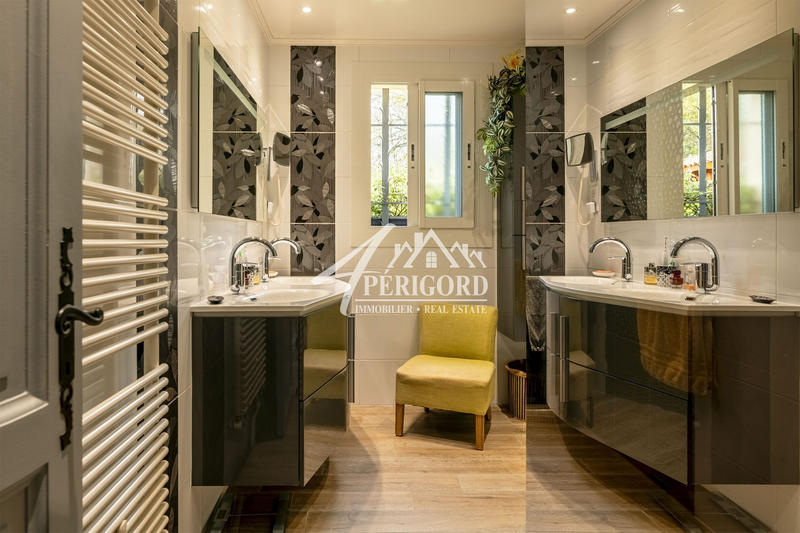 Maison - 103 m² - 5 pièces