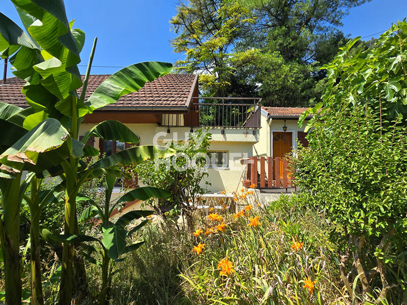 Maison - 115 m² - 6 pièces