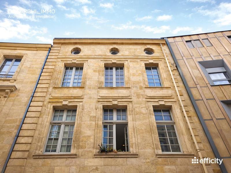 Appartement - 75 m² - 3 pièces