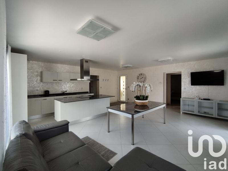 Maison - 162 m² - 6 pièces