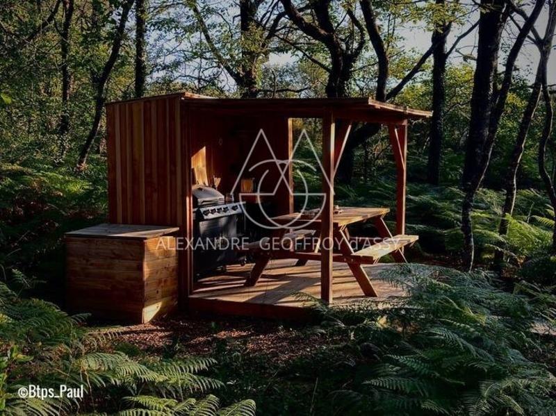 Propriété - 235 m² - 1 pièce