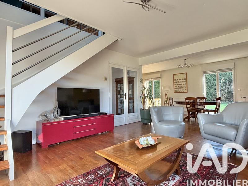 Maison - 184 m² - 8 pièces