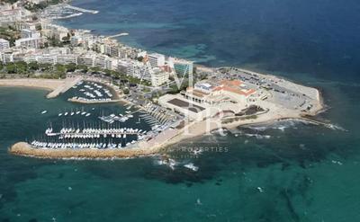 Appartement - 95 m² - 4 pièces