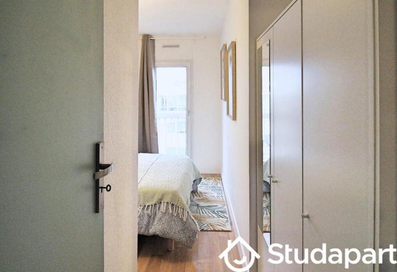 Chambre - 10 m² - 1 pièce