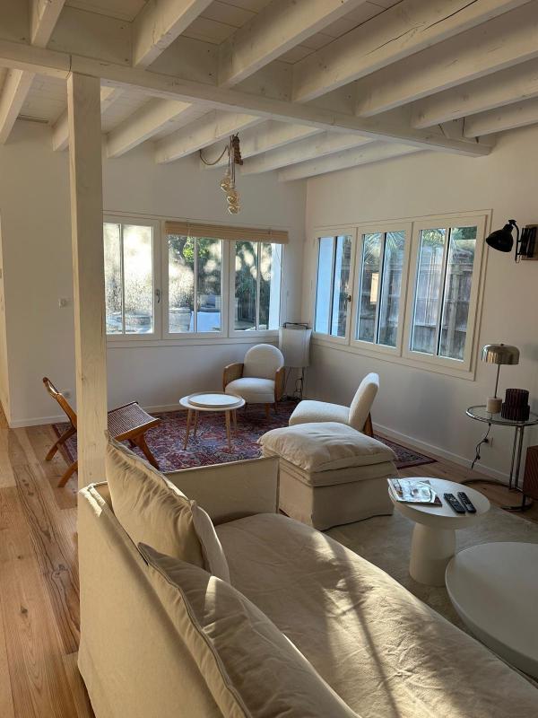 Demeure - 310 m² - 6 pièces