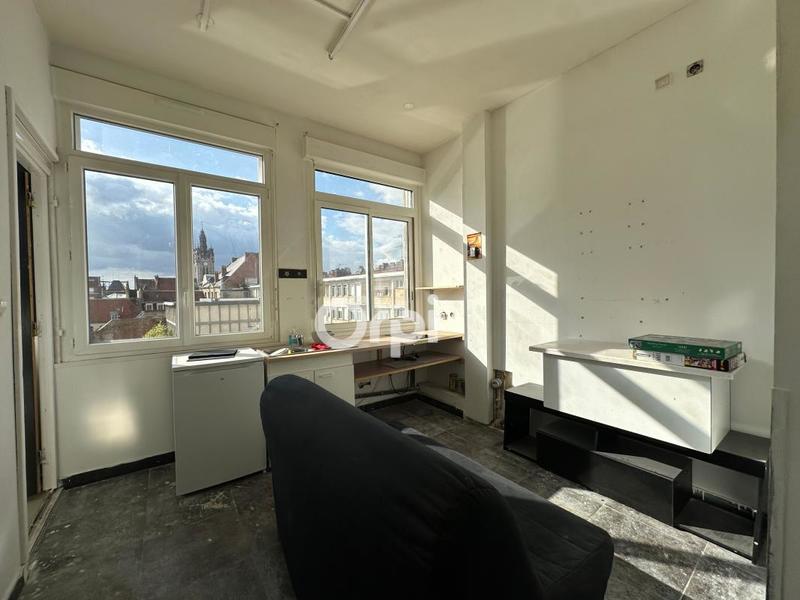 Studio - 129 m² - 7 pièces