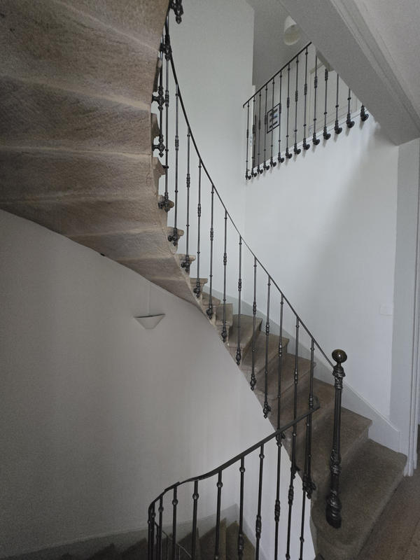 Maison - 274 m² - 11 pièces