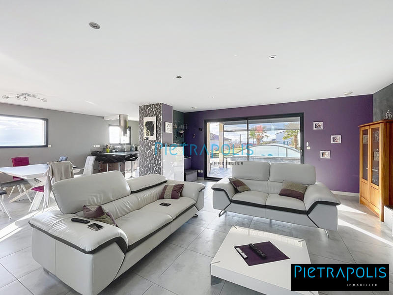 Villa - 153 m² - 6 pièces