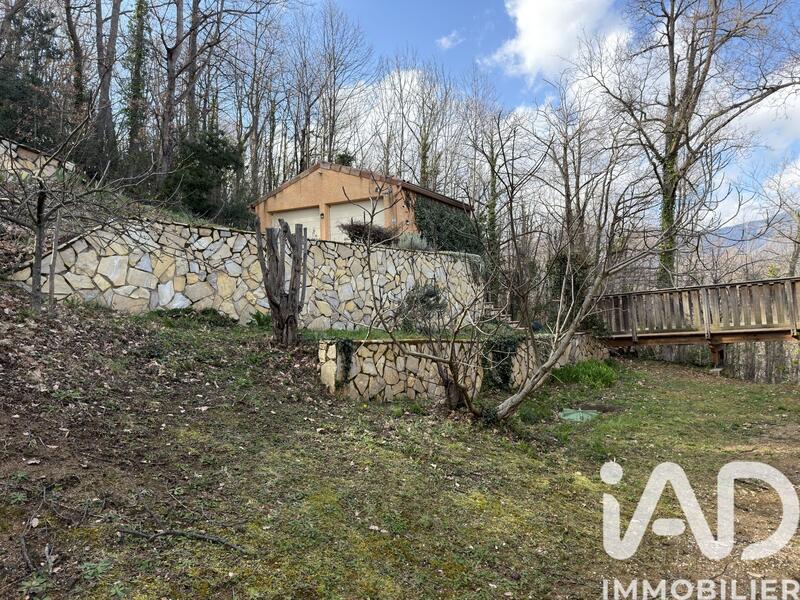 Maison - 144 m² - 5 pièces