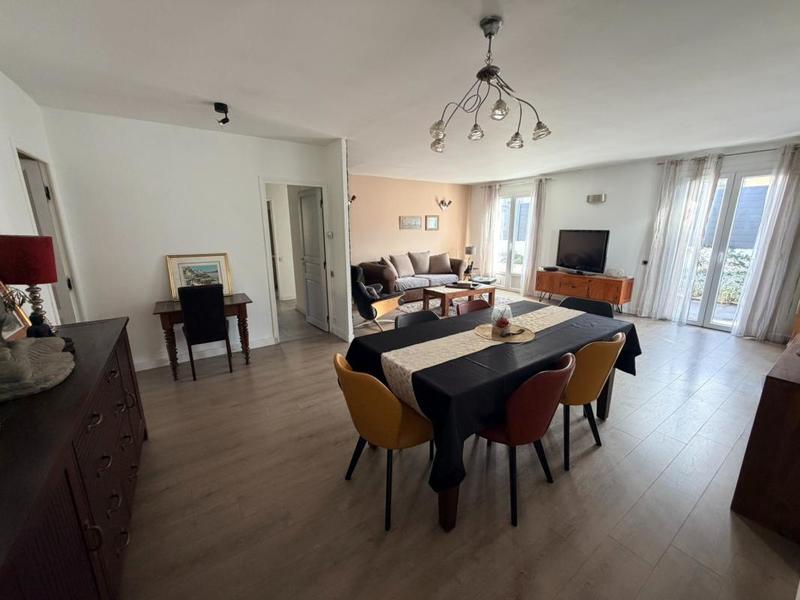 Maison - 111 m² - 5 pièces