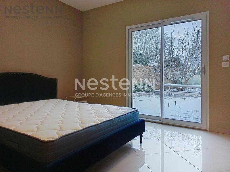 Maison - 235 m² - 7 pièces