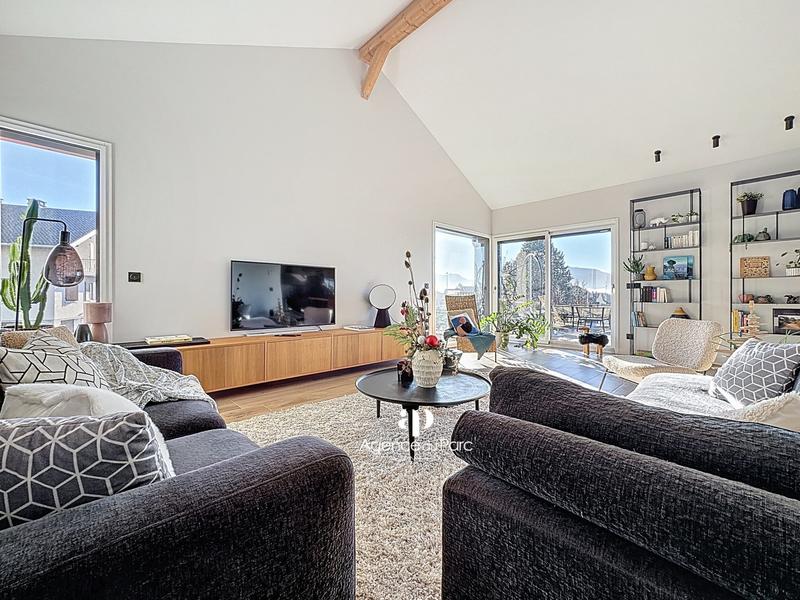 Maison - 178 m² - 6 pièces