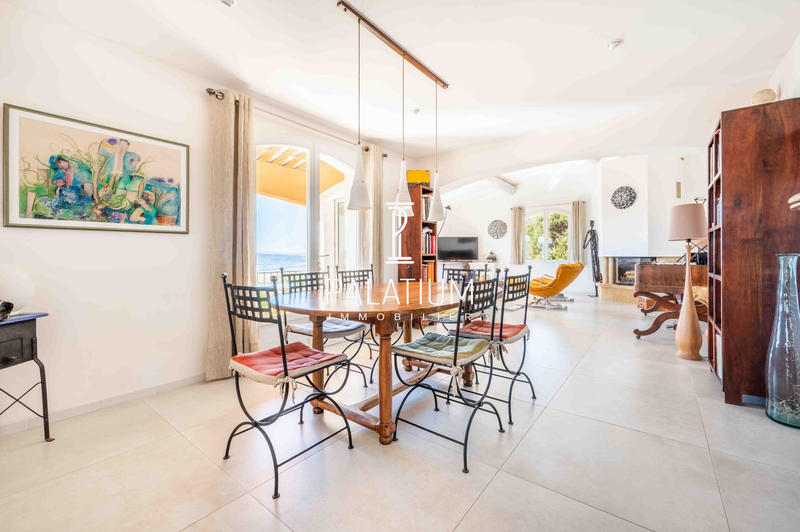 Maison - 155 m² - 5 pièces