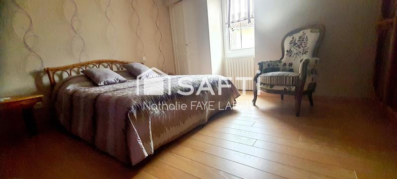 Maison - 158 m² - 6 pièces