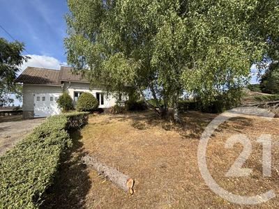 Maison de village - 121 m² - 6 pièces