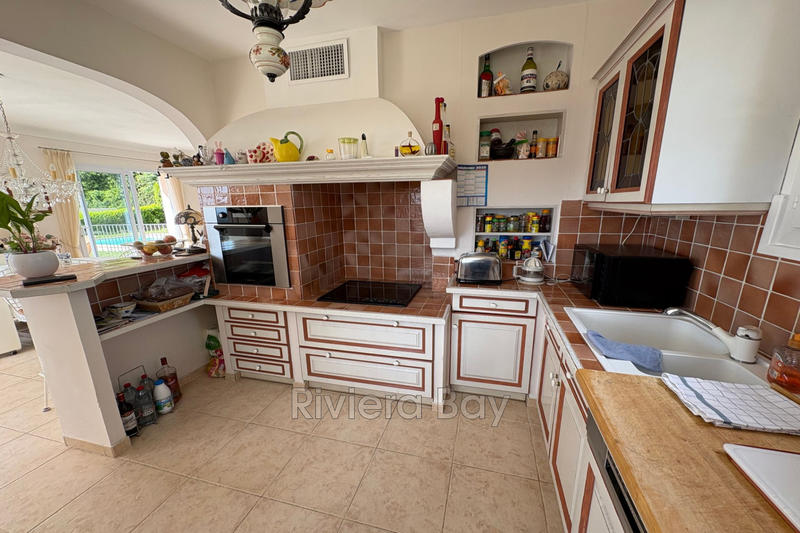 Villa - 162 m² - 6 pièces