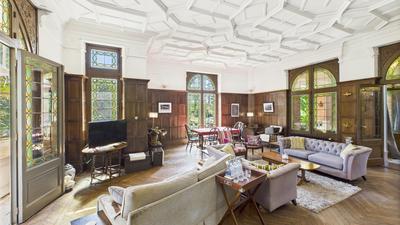 Château - 490 m² - 18 pièces