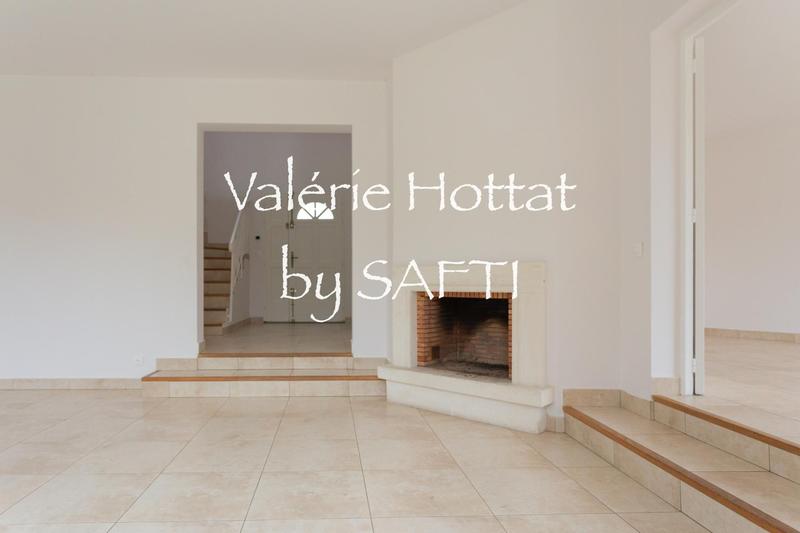 Maison - 240 m² - 9 pièces