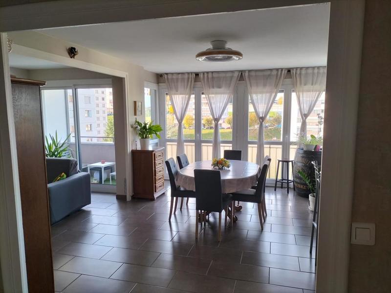 Appartement - 101 m² - 5 pièces