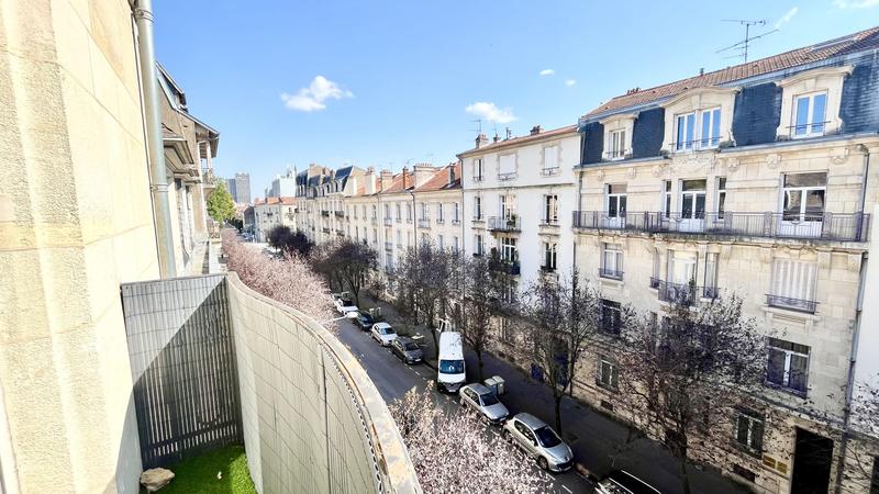 Appartement - 132 m² - 5 pièces