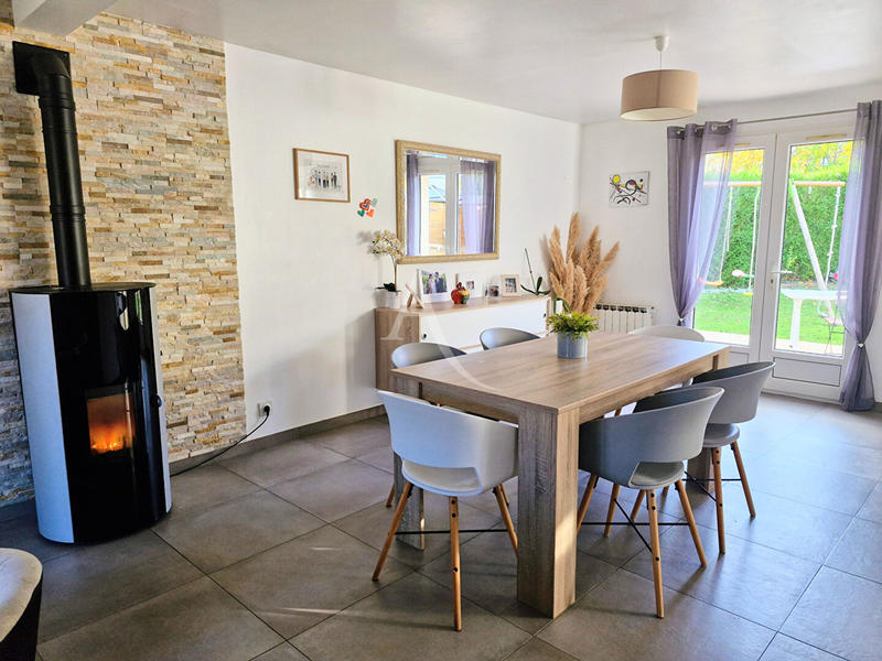 Maison - 125 m² - 5 pièces