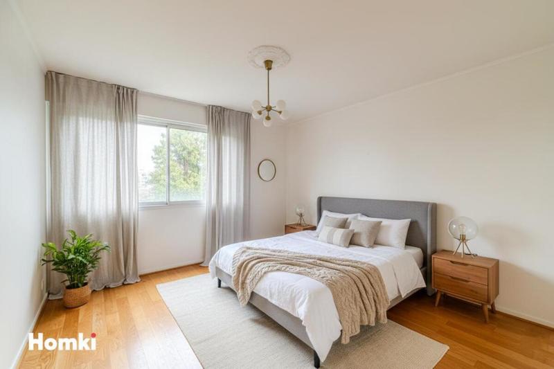 Appartement - 84 m² - 3 pièces