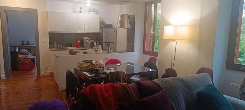 Maison - 270 m² - 10 pièces