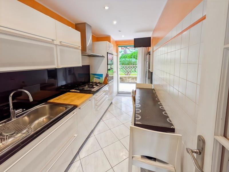 Appartement - 64 m² - 2 pièces