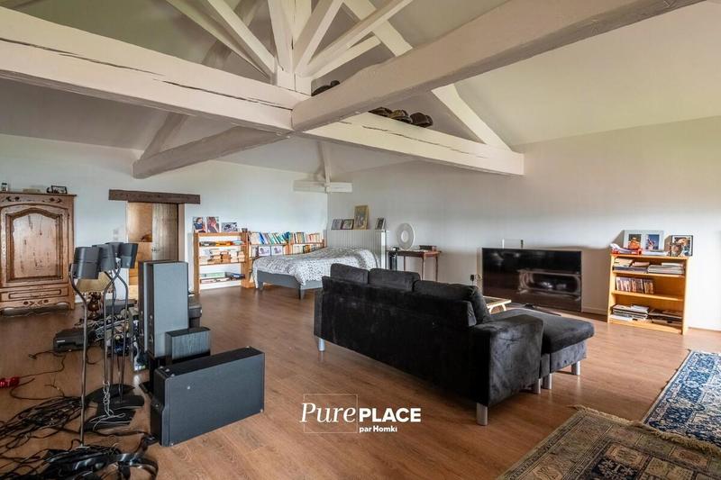 Maison en pierre - 262 m² - 6 pièces