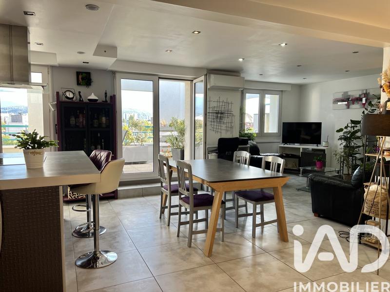 Appartement - 67 m² - 3 pièces