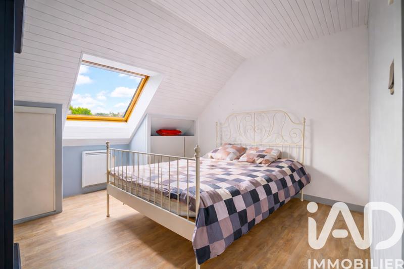 Maison - 229 m² - 9 pièces