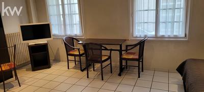 Immeuble - 212 m² - 9 pièces