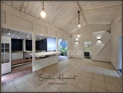 Maison - 85 m² - 3 pièces