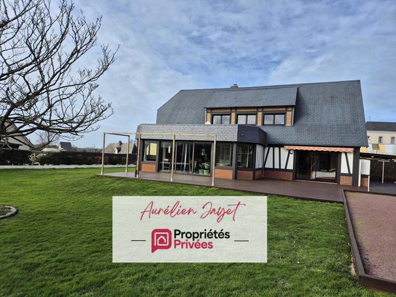 Maison - 205 m² - 5 pièces