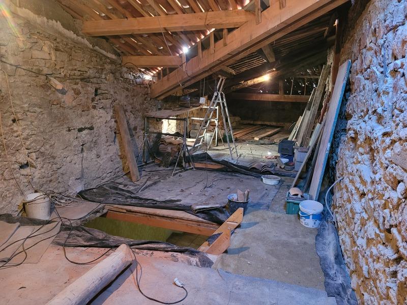 Maison - 220 m² - 12 pièces