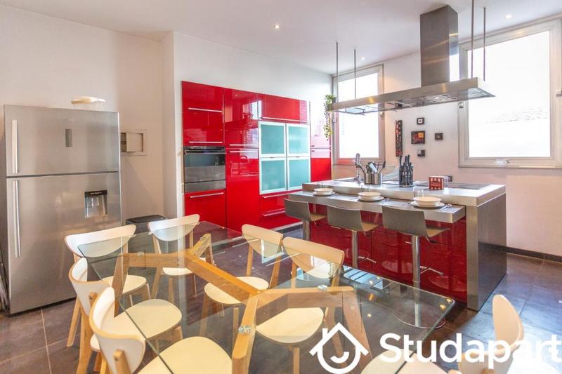 Chambre - 11 m² - 1 pièce