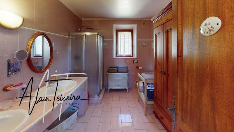 Maison - 170 m² - 7 pièces