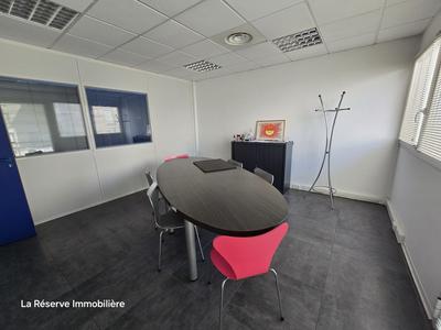 Bureau - 162 m²