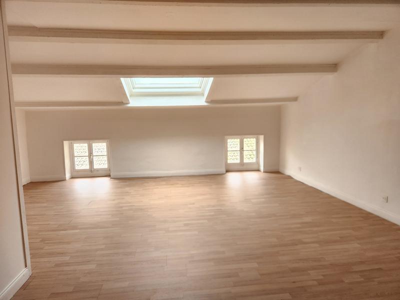 Maison de ville - 240 m² - 5 pièces